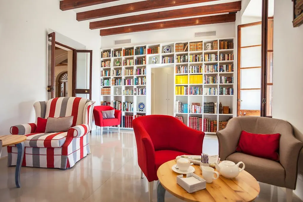 Hotel Llenaire Port de Pollenca 3*,